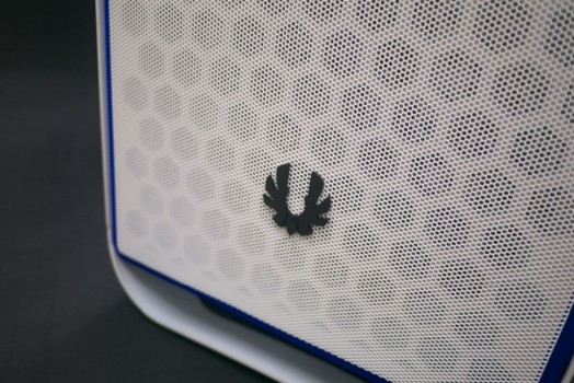 special bitfenix prodigy mini-itx chassis. white with blue frame